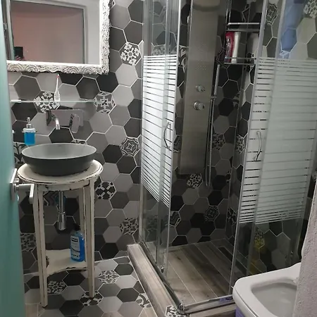 On The Mountain Holiday home Mouresi