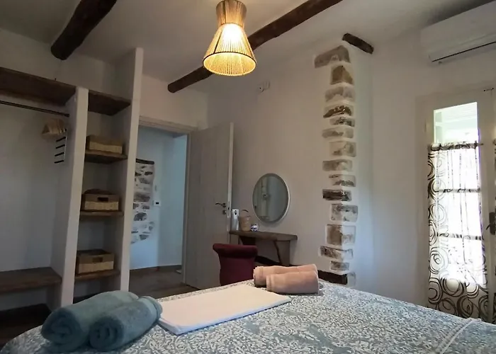 On The Mountain Vakantiehuis Mourésion