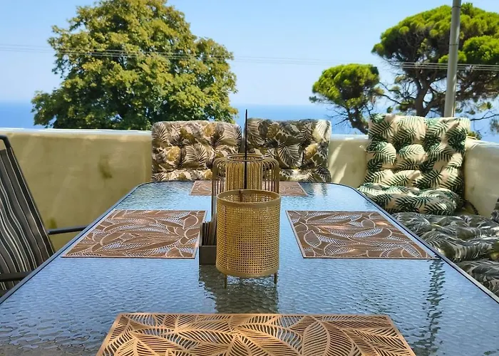 Vakantiehuis On The Mountain Mourésion